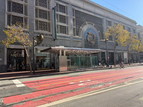 San Francisco Centre set to close January 26, 2026, as BART blocks direct Powell access