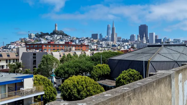 San Francisco Sizzles: Historic March Heatwave Peaks Across the City Today