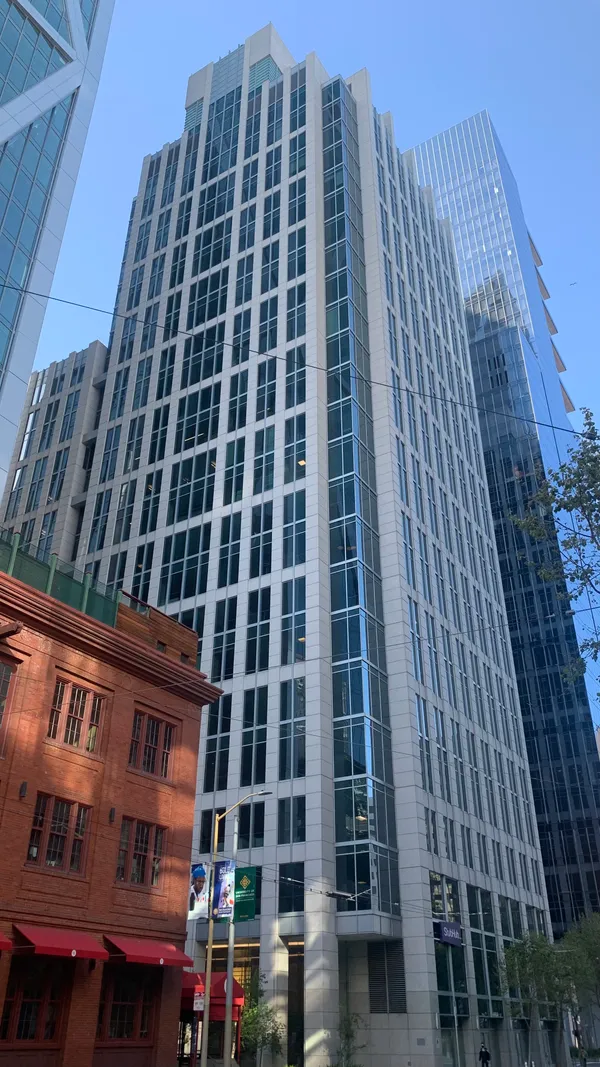 Anthropic signs 13-year lease for entire 300 Howard Street tower, expanding downtown San Francisco footprint