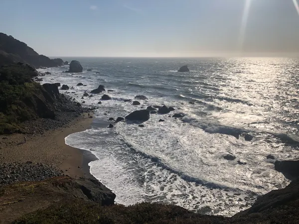 High Surf Alerts and Overcast Skies: San Francisco's Saturday Outlook