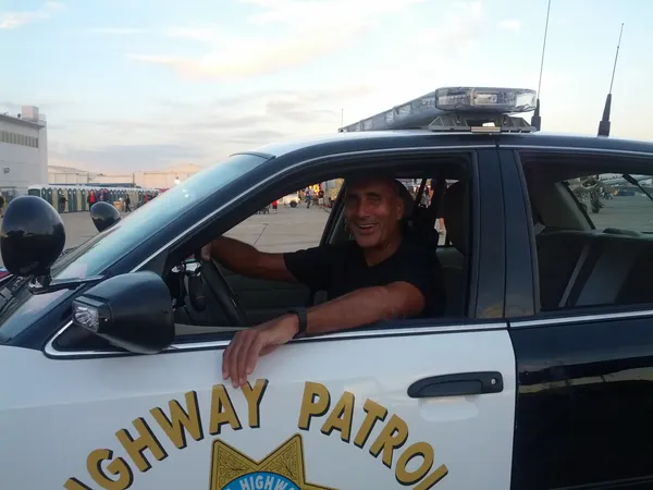 CHP detains bicyclists and seizes 85 bikes after attempted Bay Bridge takeover, issuing 85 citations